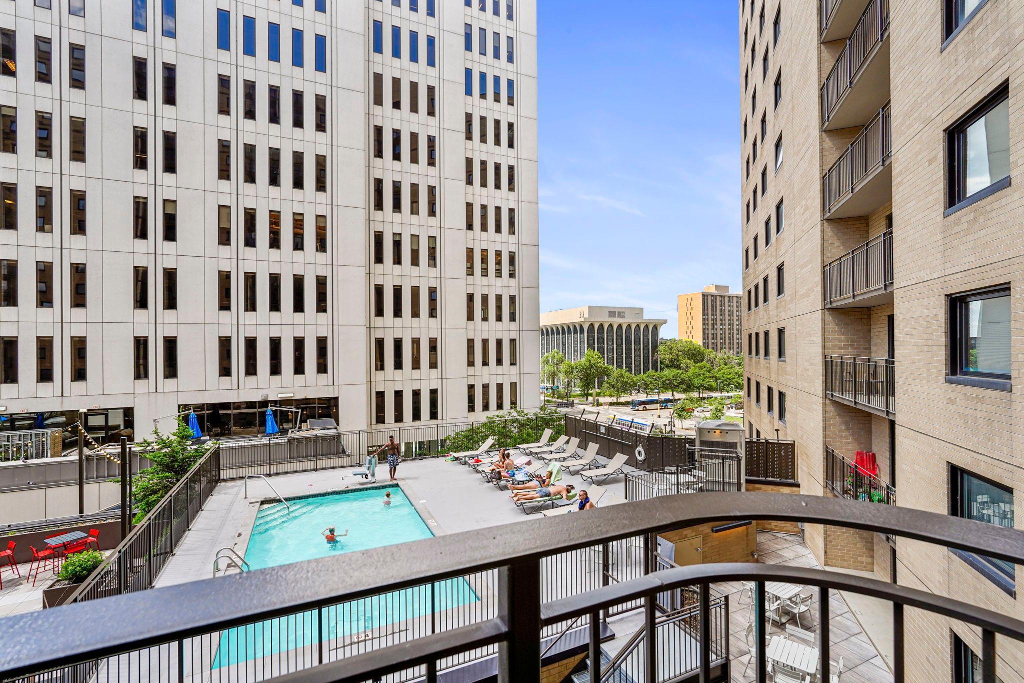 121 Washington Avenue S Unit: 513