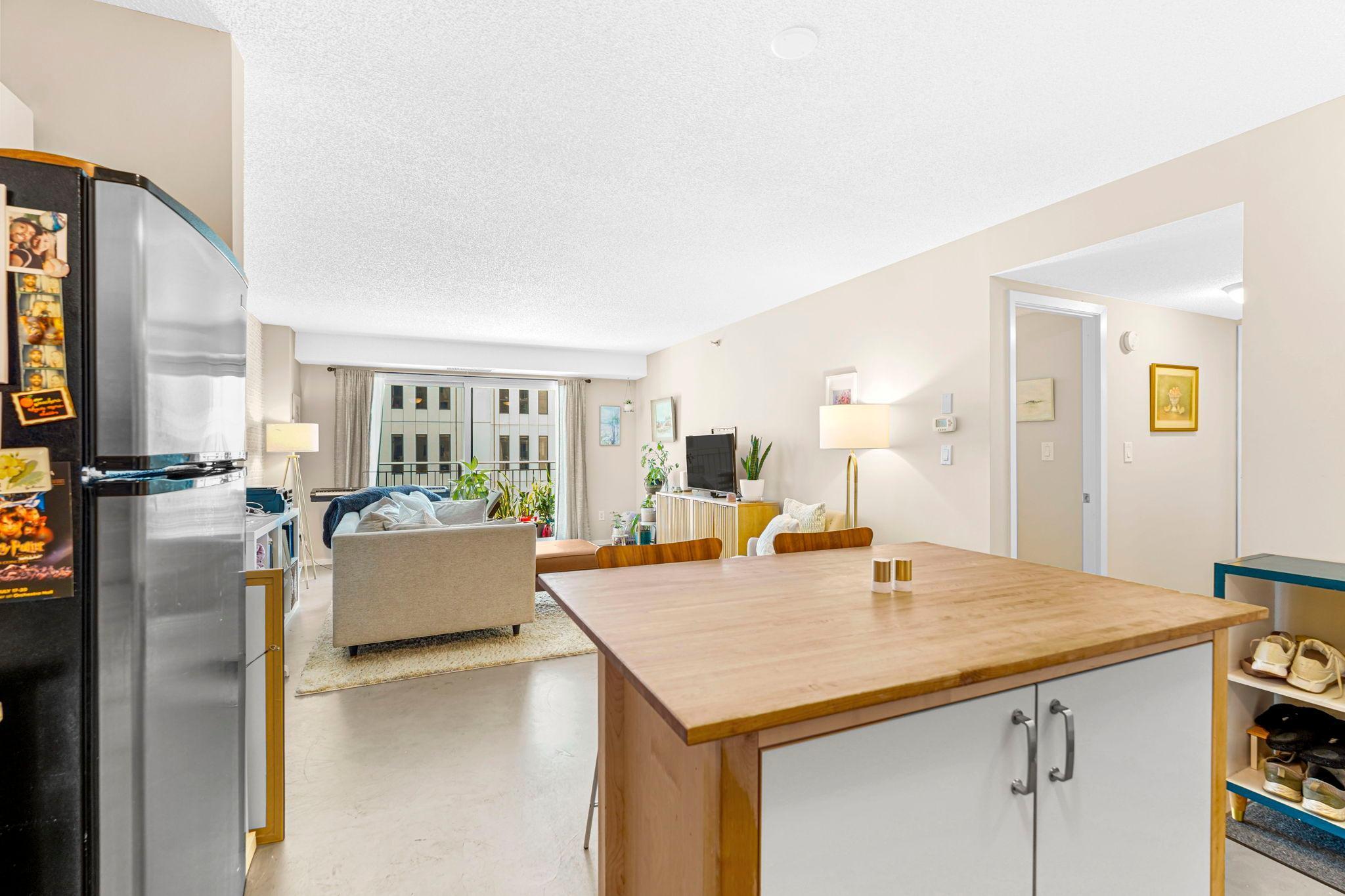 121 Washington Avenue S Unit: 513