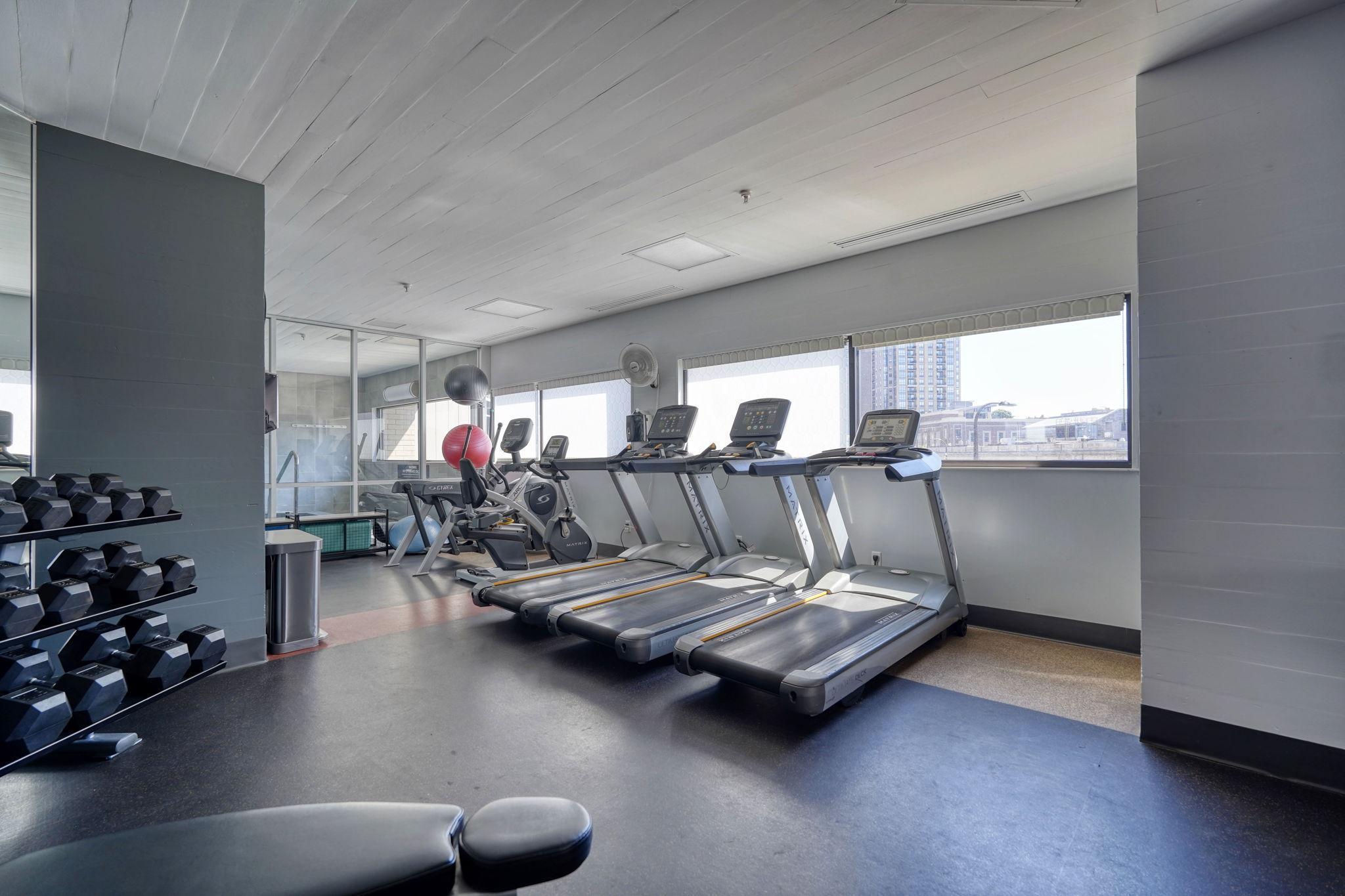 121 Washington Avenue S Unit: 513