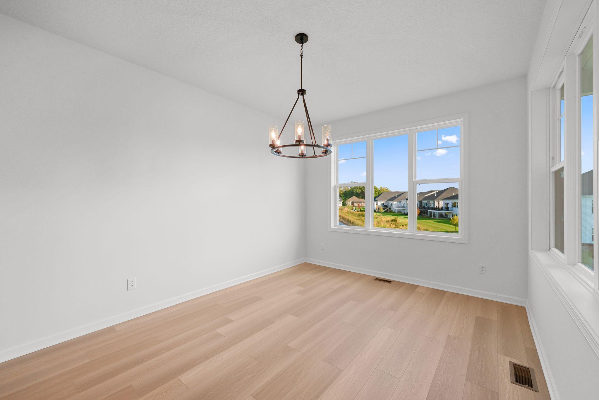 4578 Woodland Cove Parkway