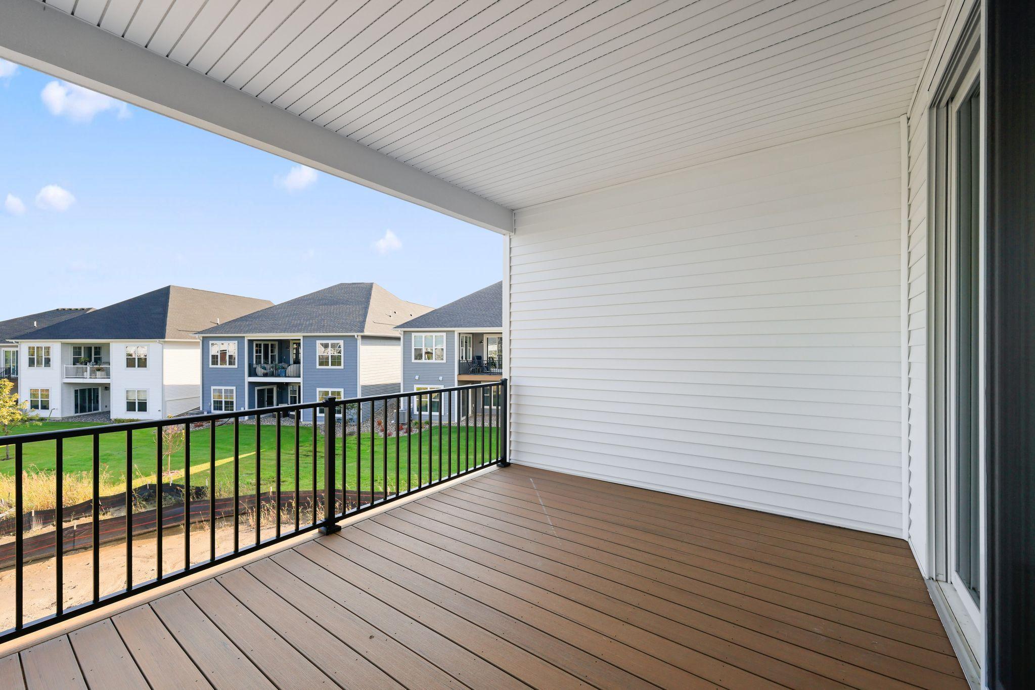 4578 Woodland Cove Parkway