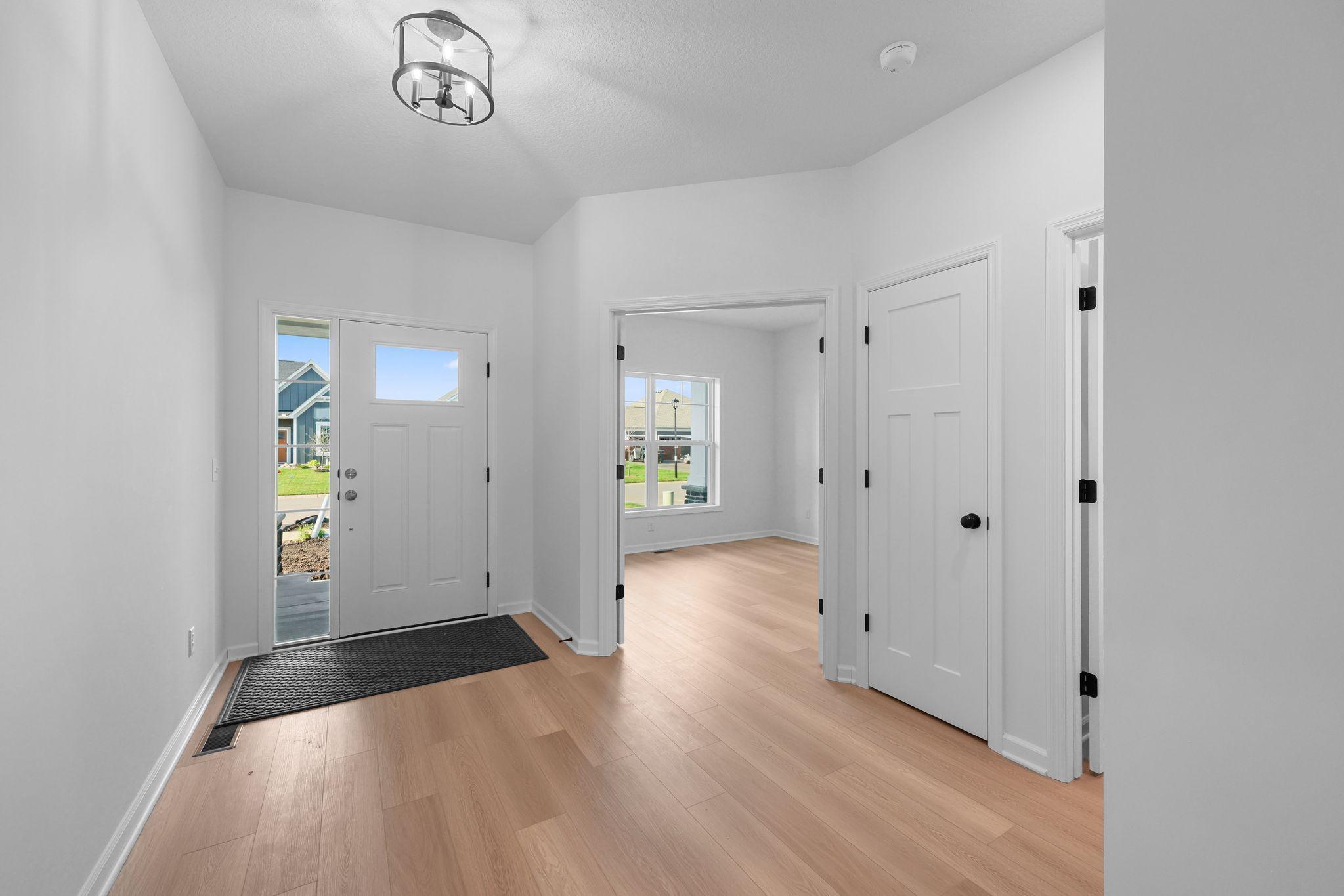 4578 Woodland Cove Parkway