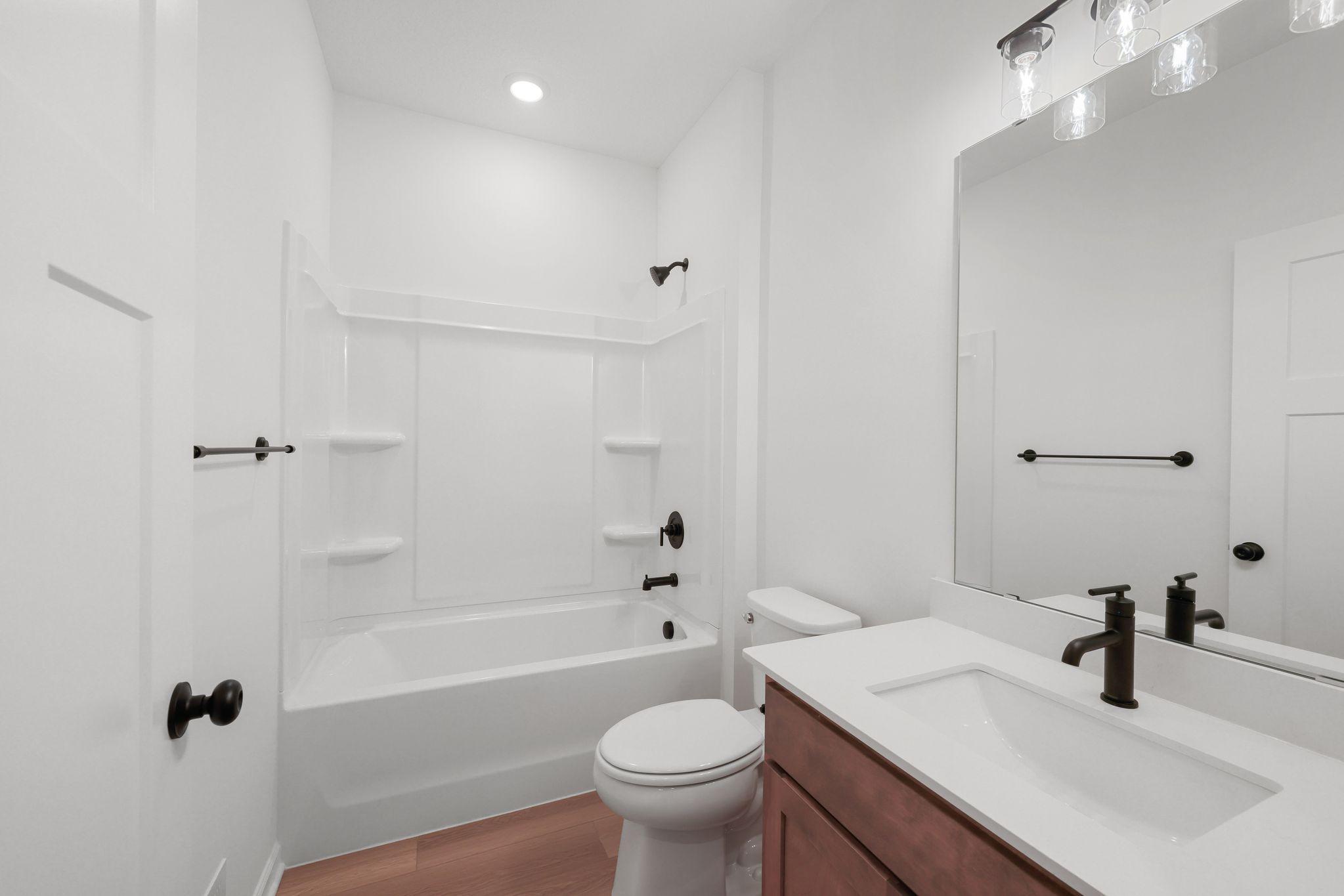 4578 Woodland Cove Parkway