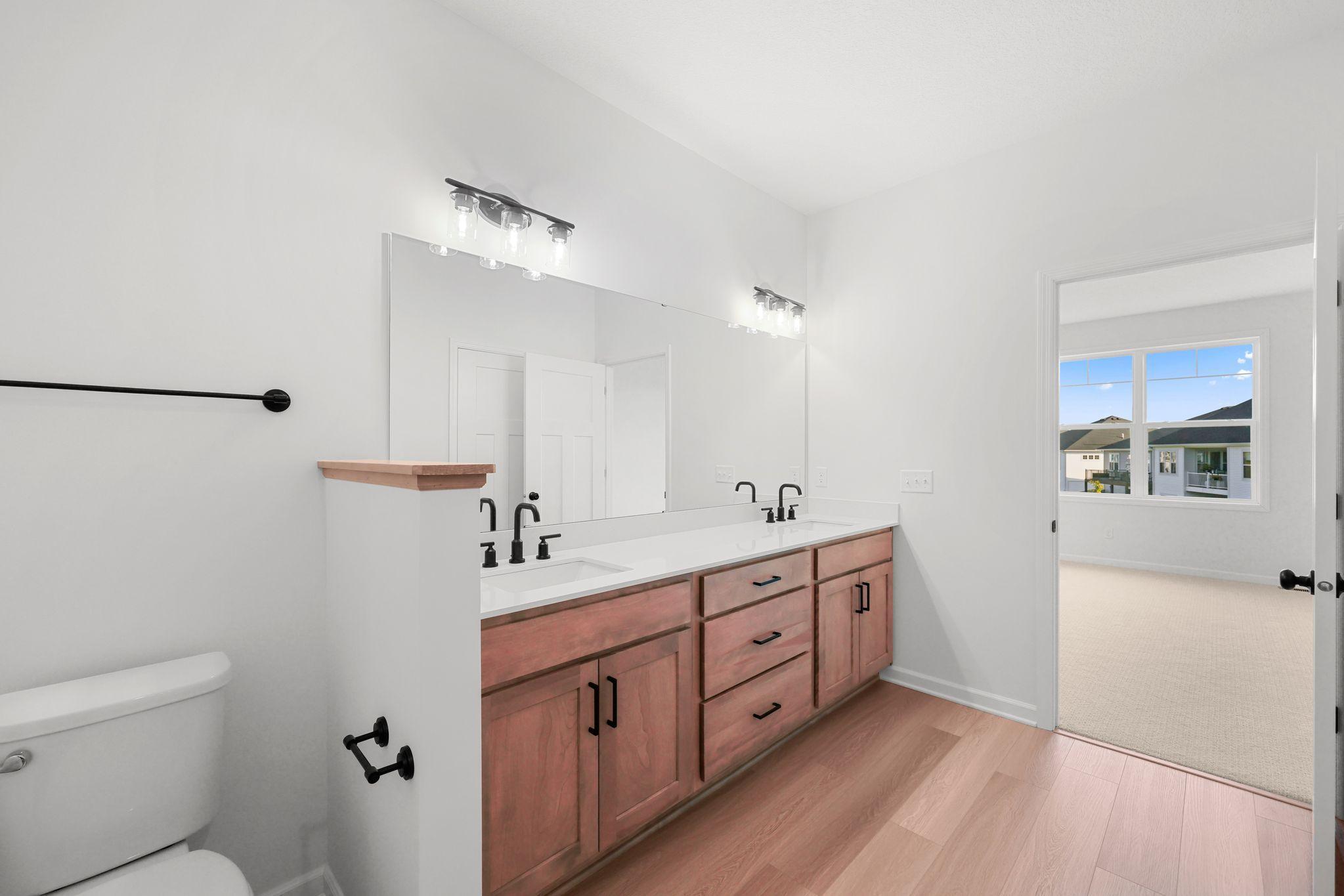 4578 Woodland Cove Parkway