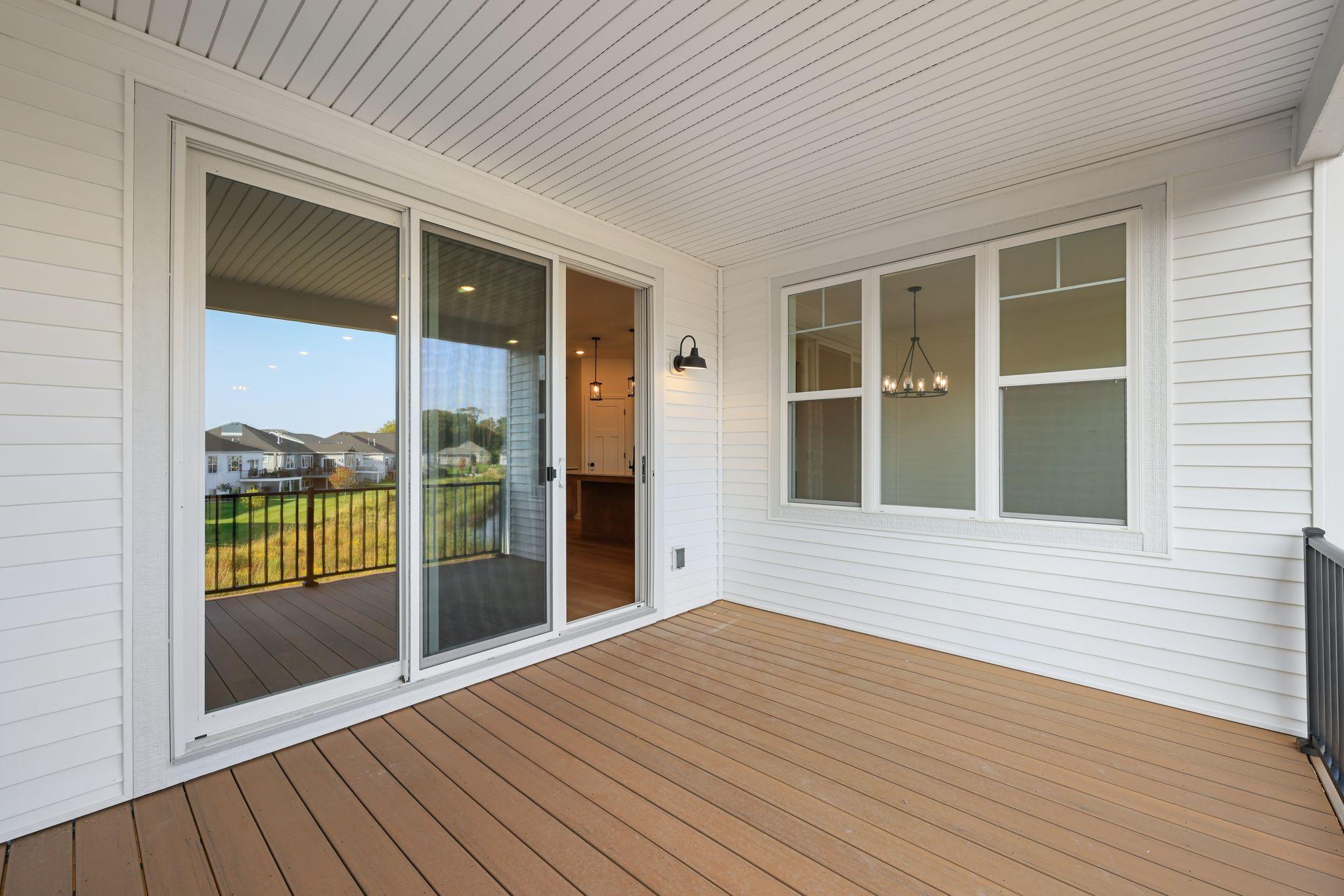 4578 Woodland Cove Parkway