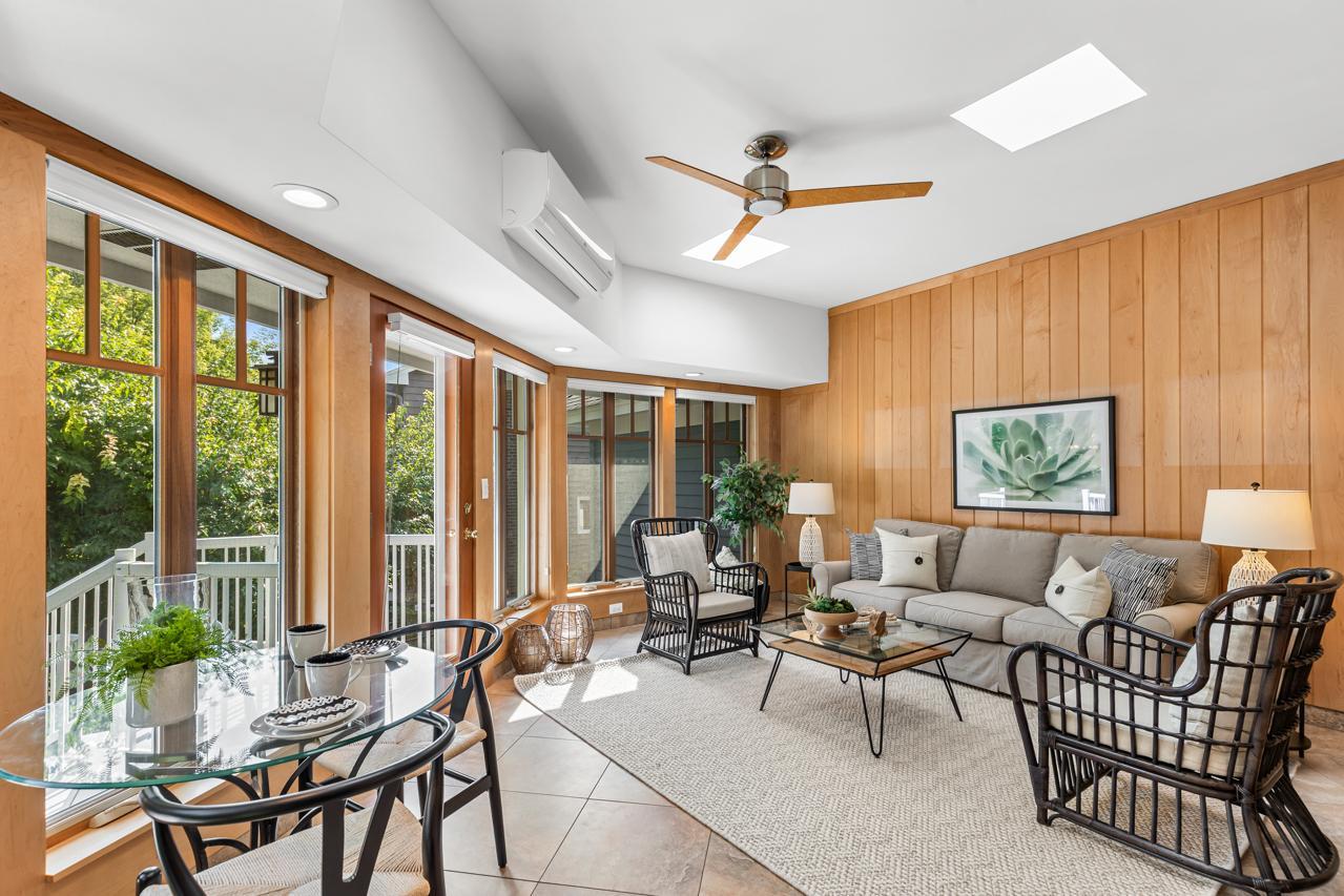 7291 Upper 136th Street W