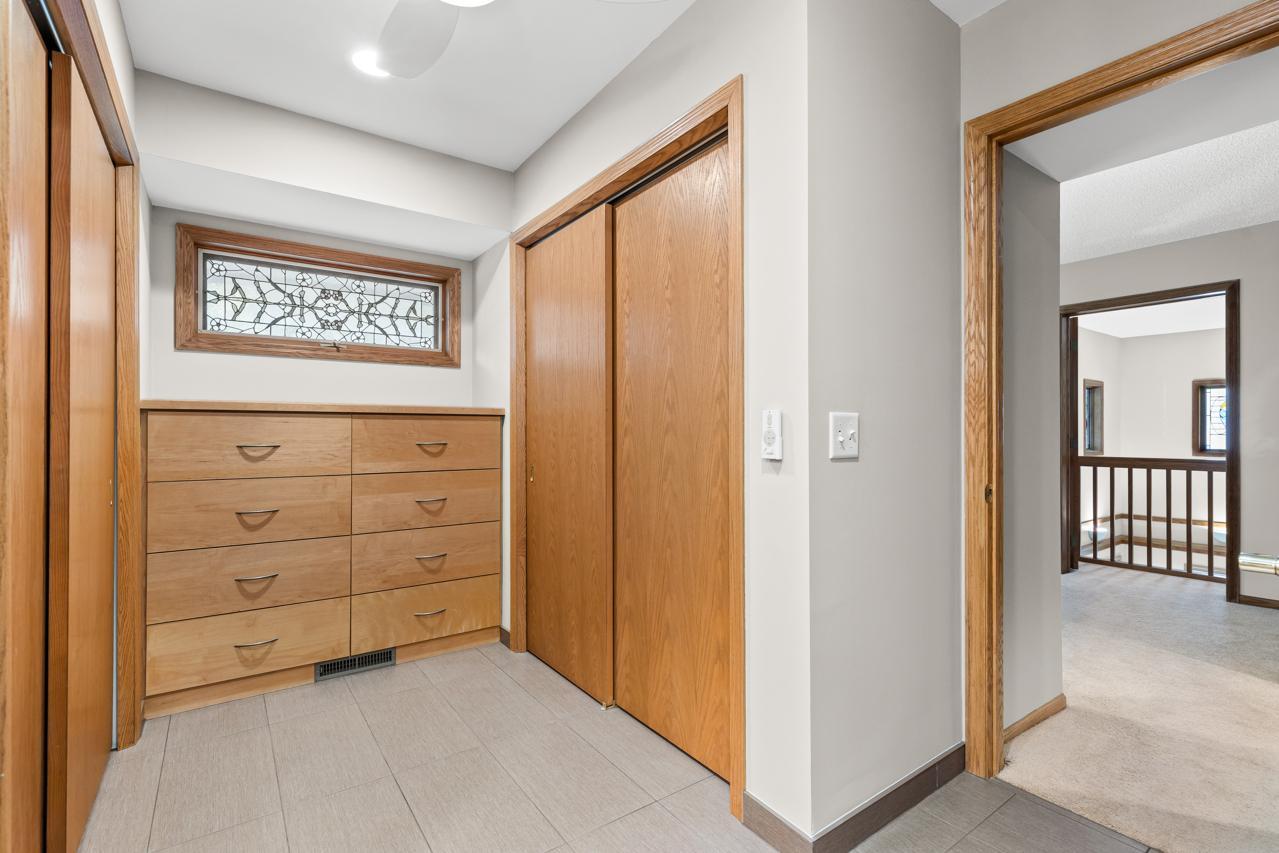 7291 Upper 136th Street W