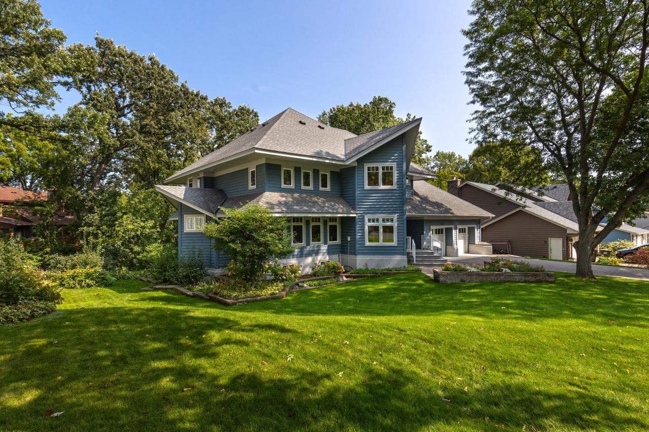 7291 Upper 136th Street W