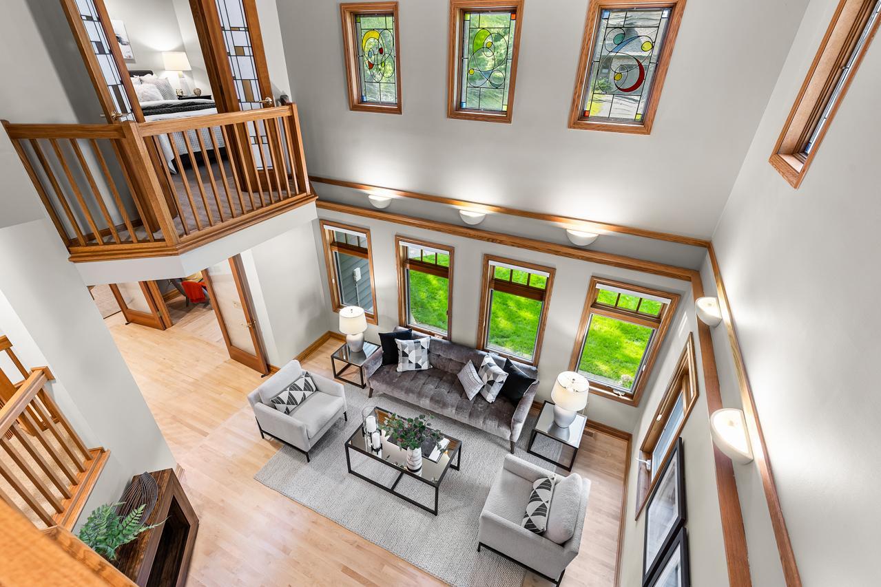 7291 Upper 136th Street W