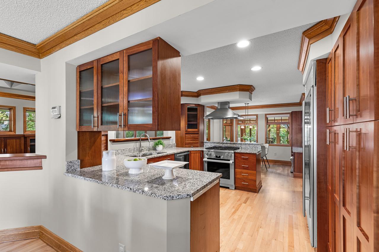 7291 Upper 136th Street W
