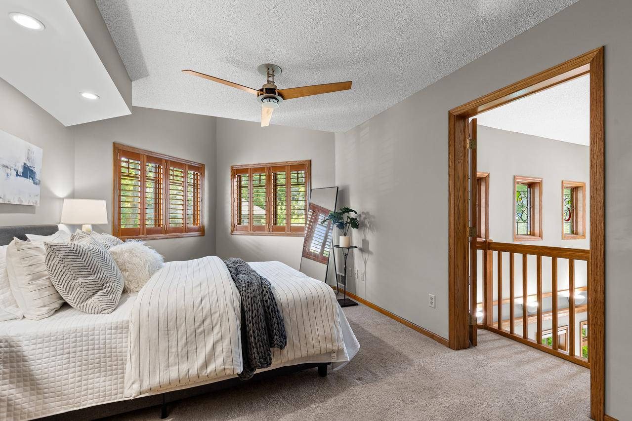 7291 Upper 136th Street W