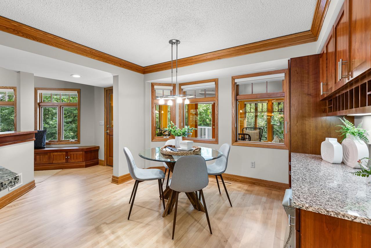 7291 Upper 136th Street W