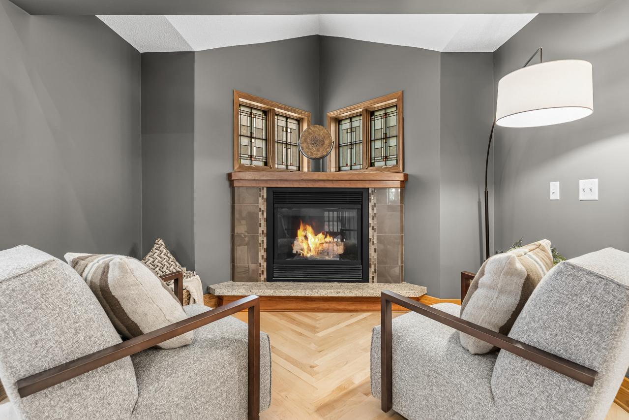 7291 Upper 136th Street W