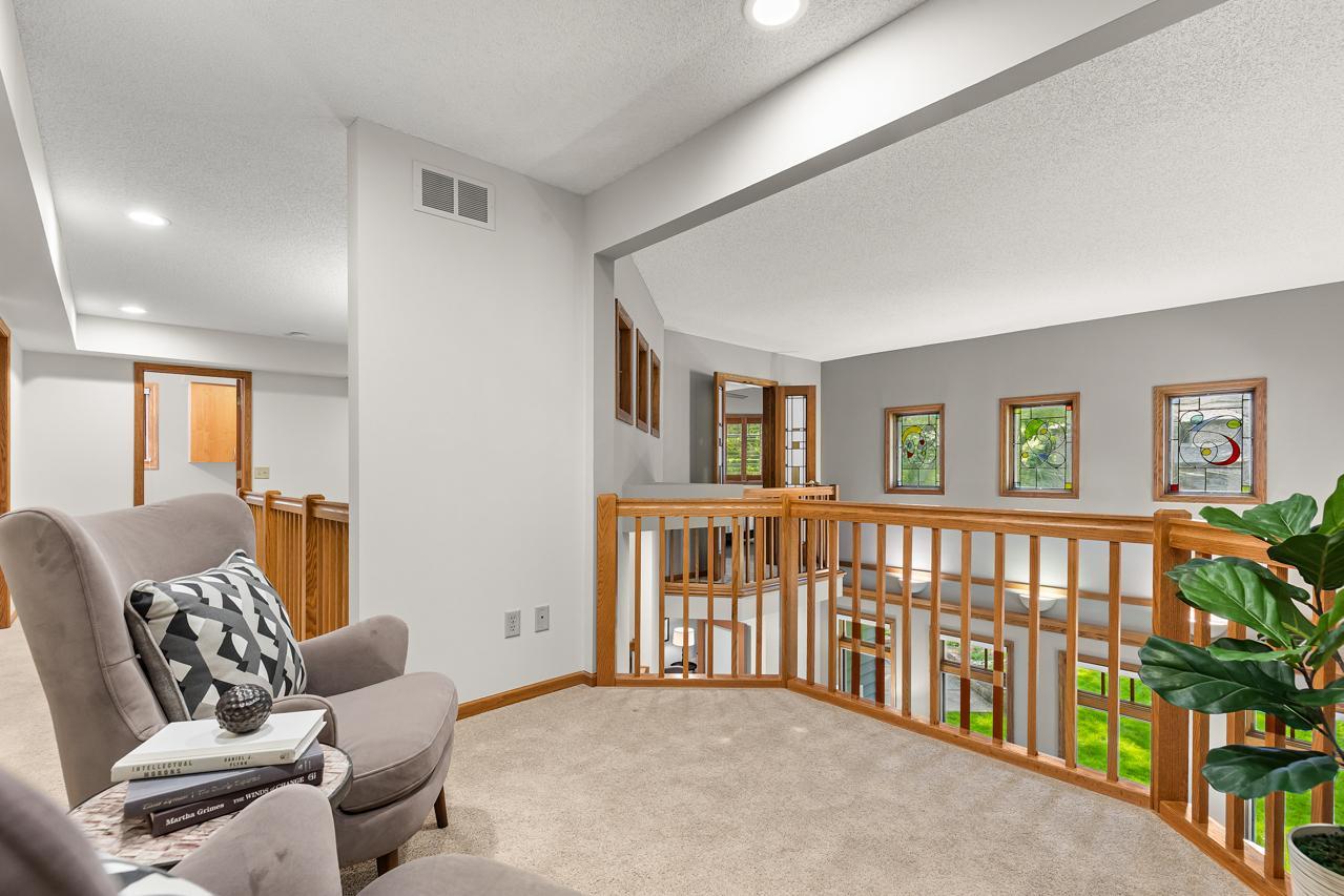 7291 Upper 136th Street W