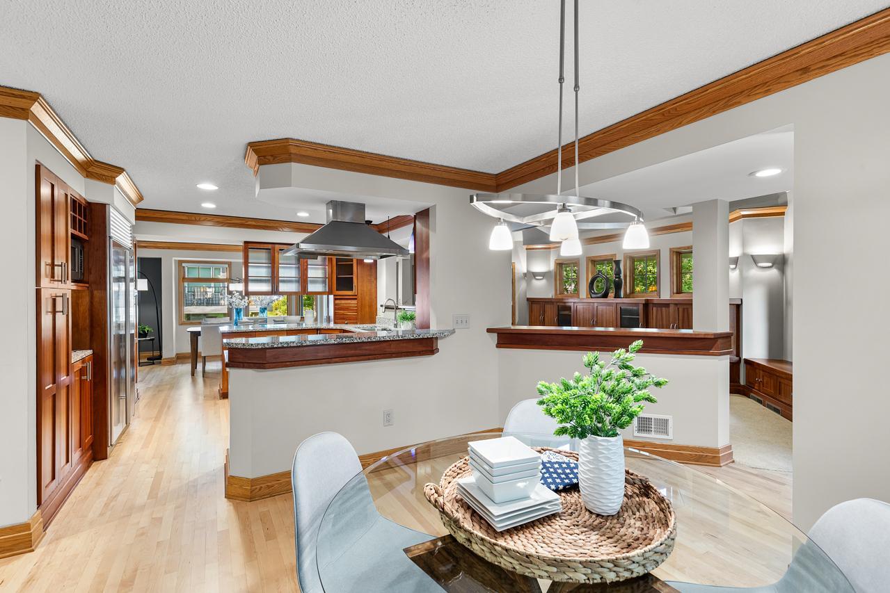 7291 Upper 136th Street W