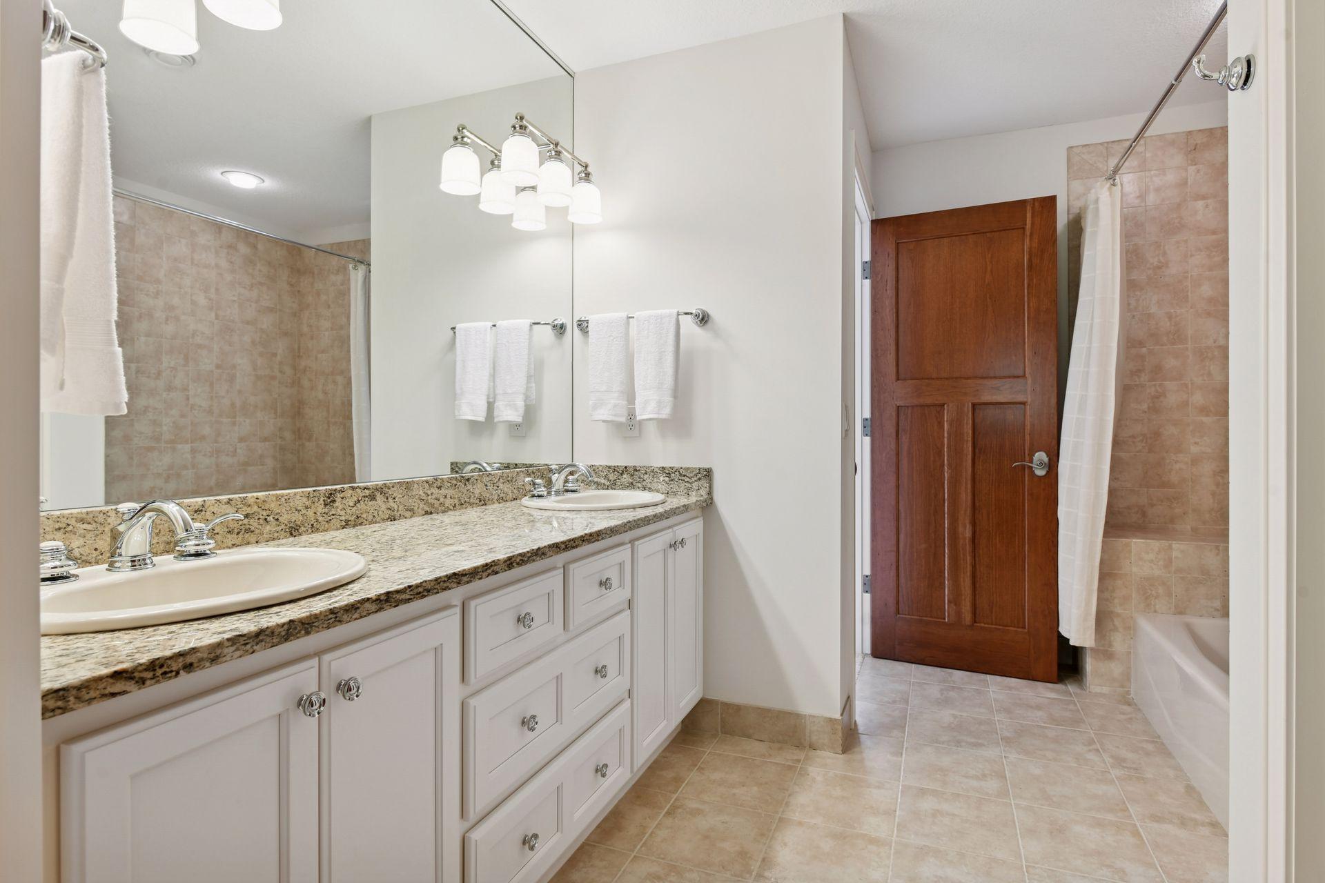 4694 Baycliffe Drive