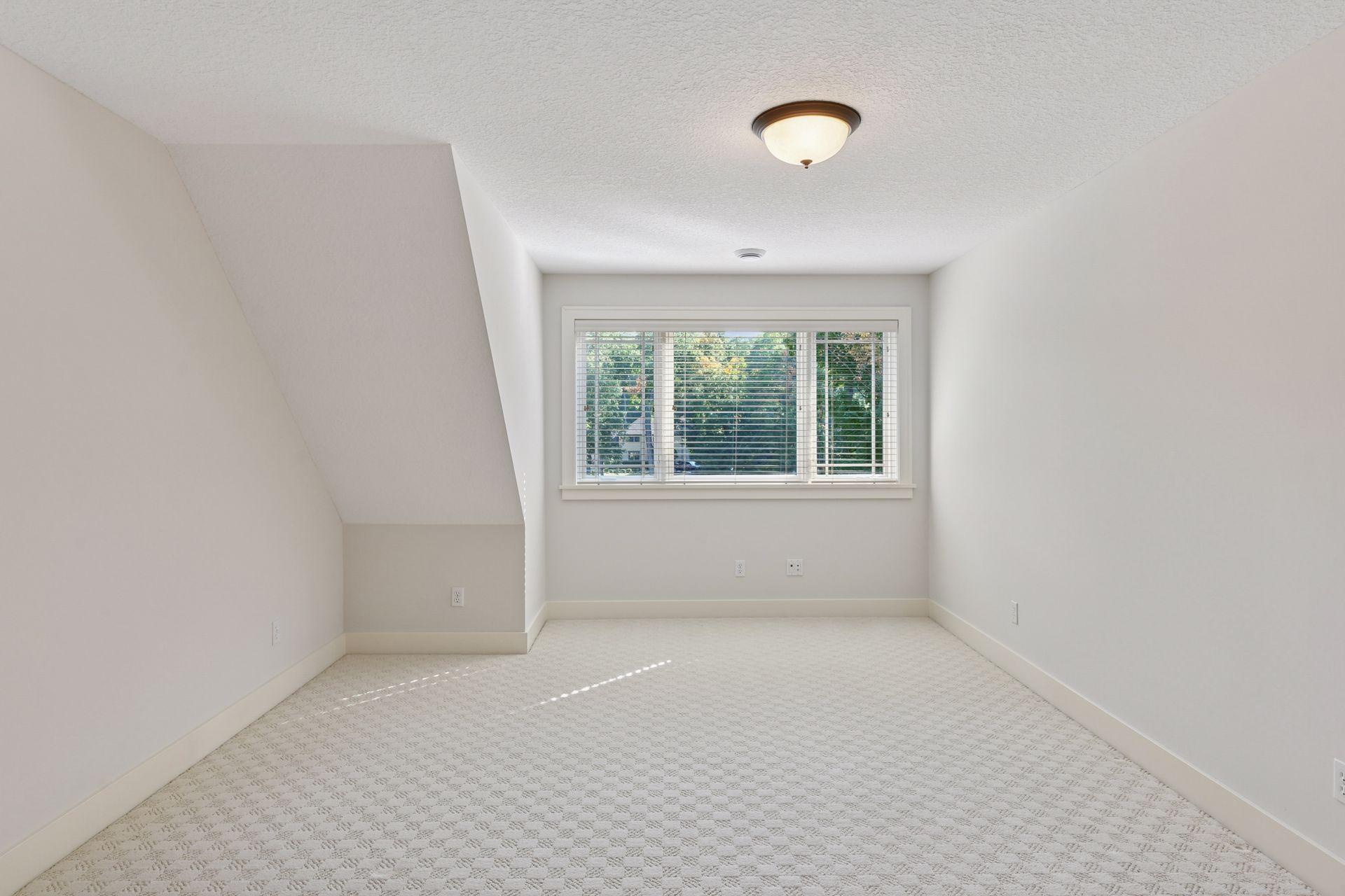 4694 Baycliffe Drive