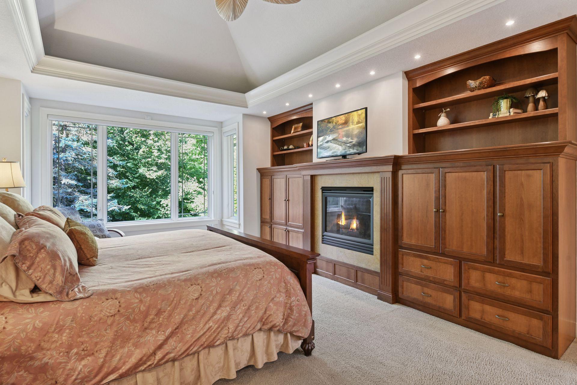 4694 Baycliffe Drive