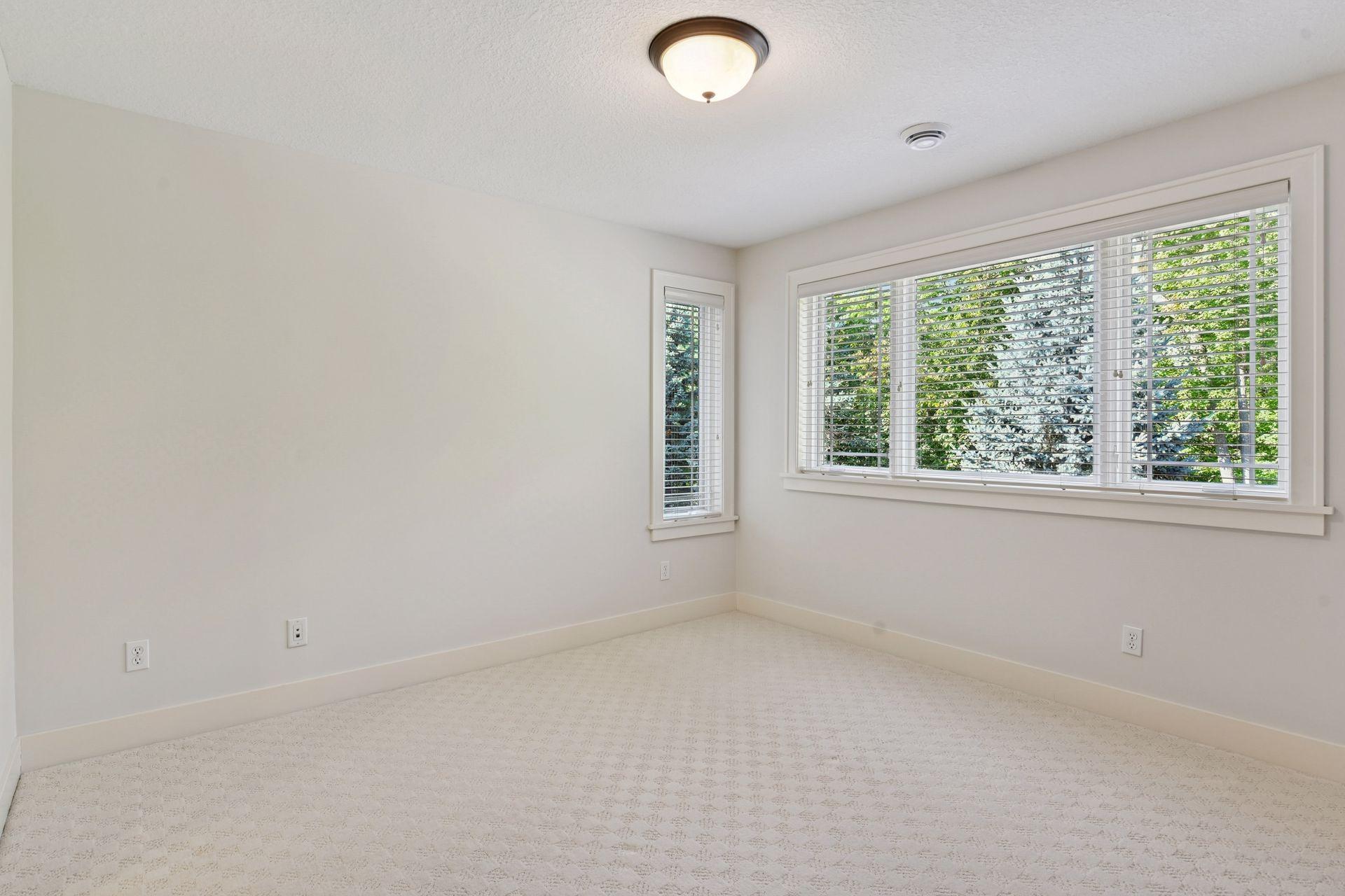 4694 Baycliffe Drive