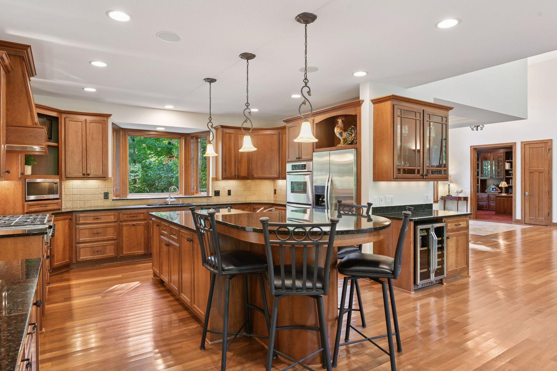 4694 Baycliffe Drive