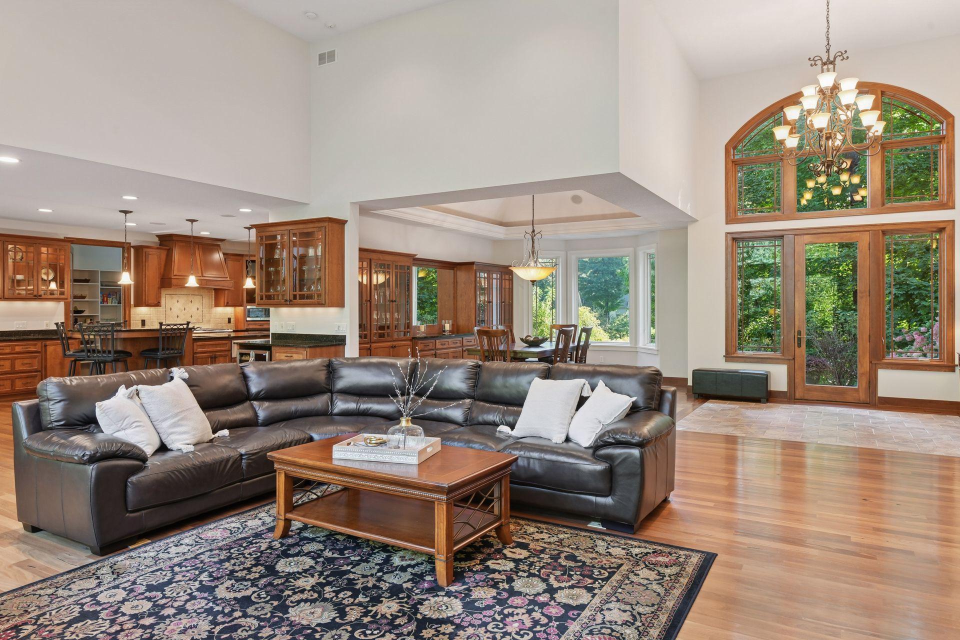 4694 Baycliffe Drive