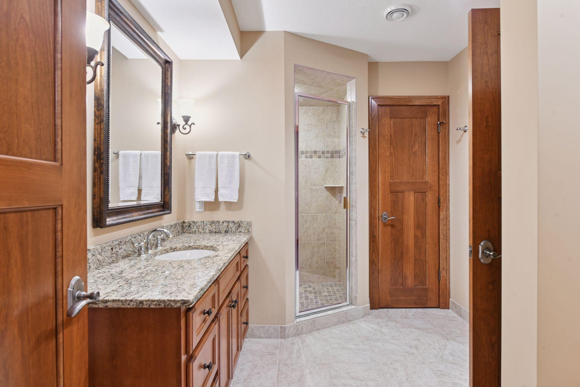 4694 Baycliffe Drive