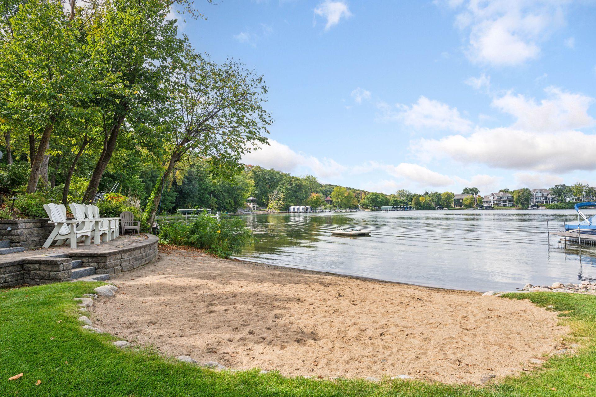 4694 Baycliffe Drive