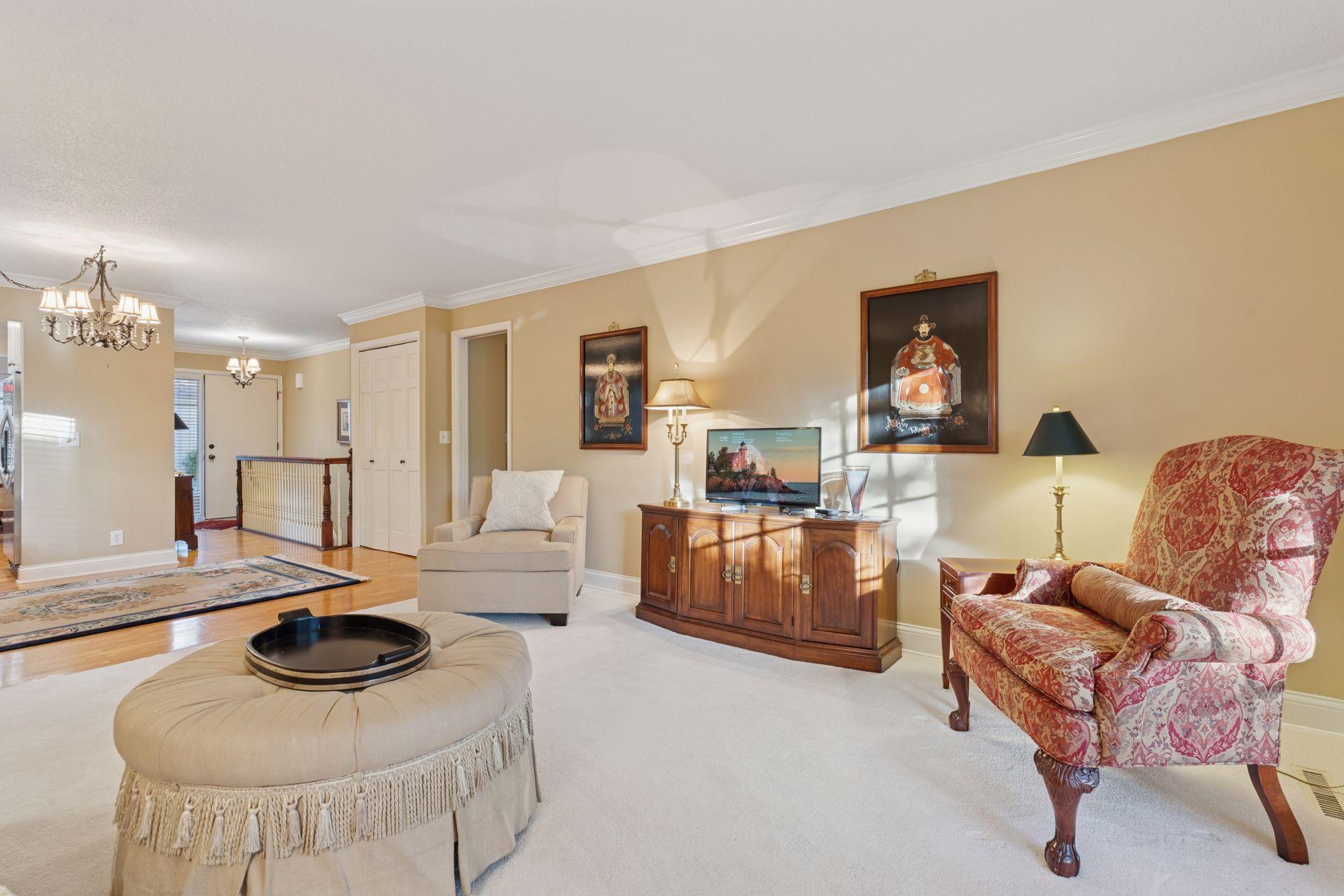 1517 Black Oaks Place N