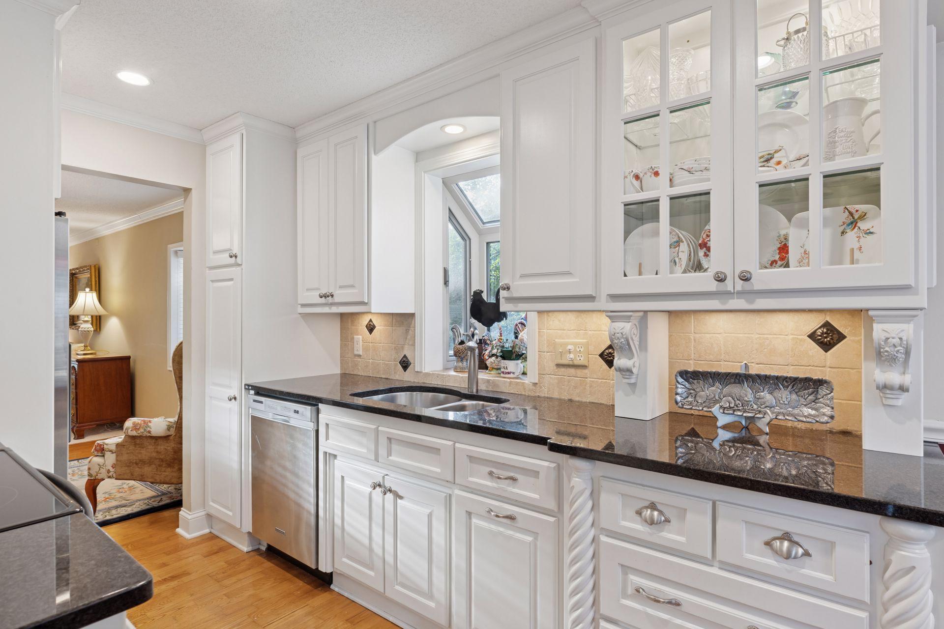 1517 Black Oaks Place N