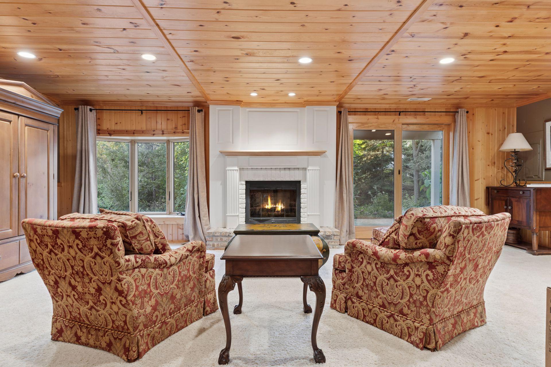 1517 Black Oaks Place N