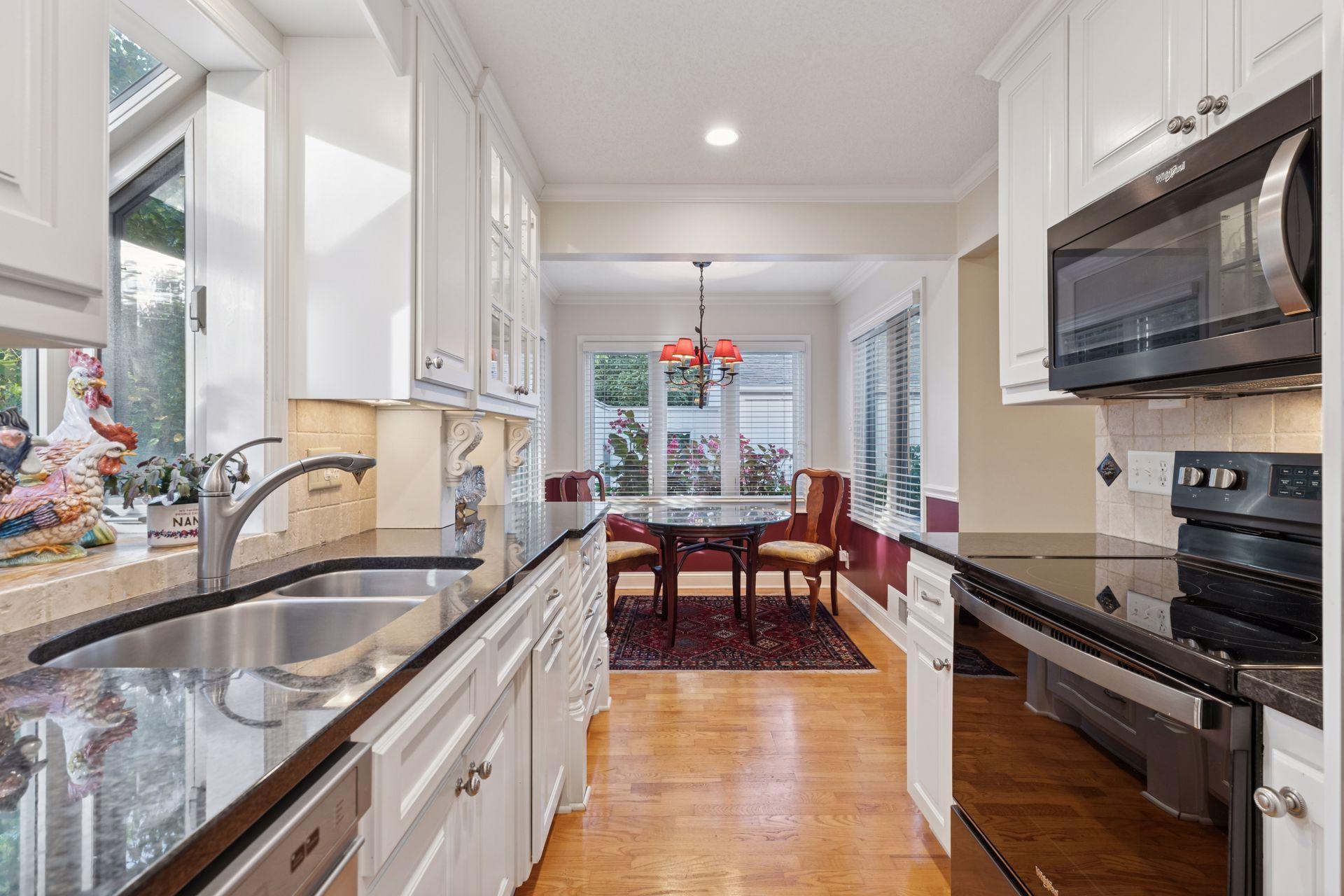 1517 Black Oaks Place N