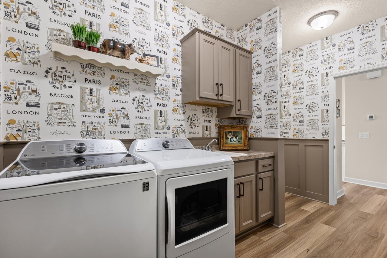 6761 Bellflower Drive