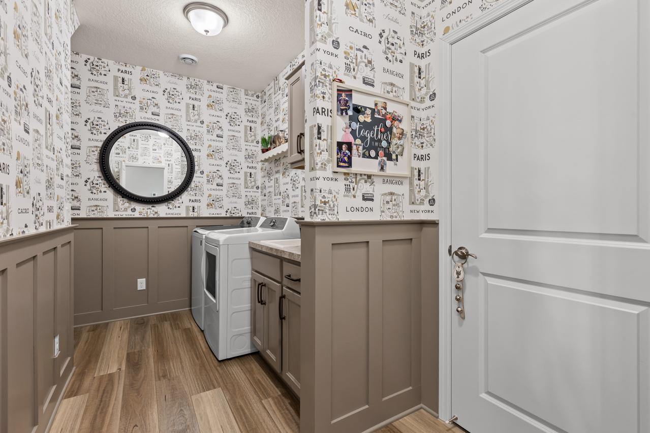 6761 Bellflower Drive