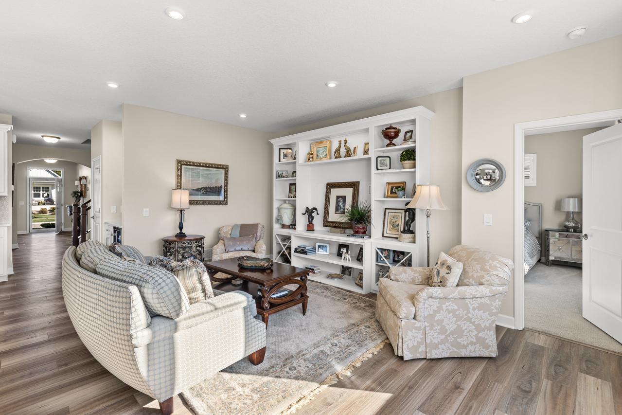 6761 Bellflower Drive