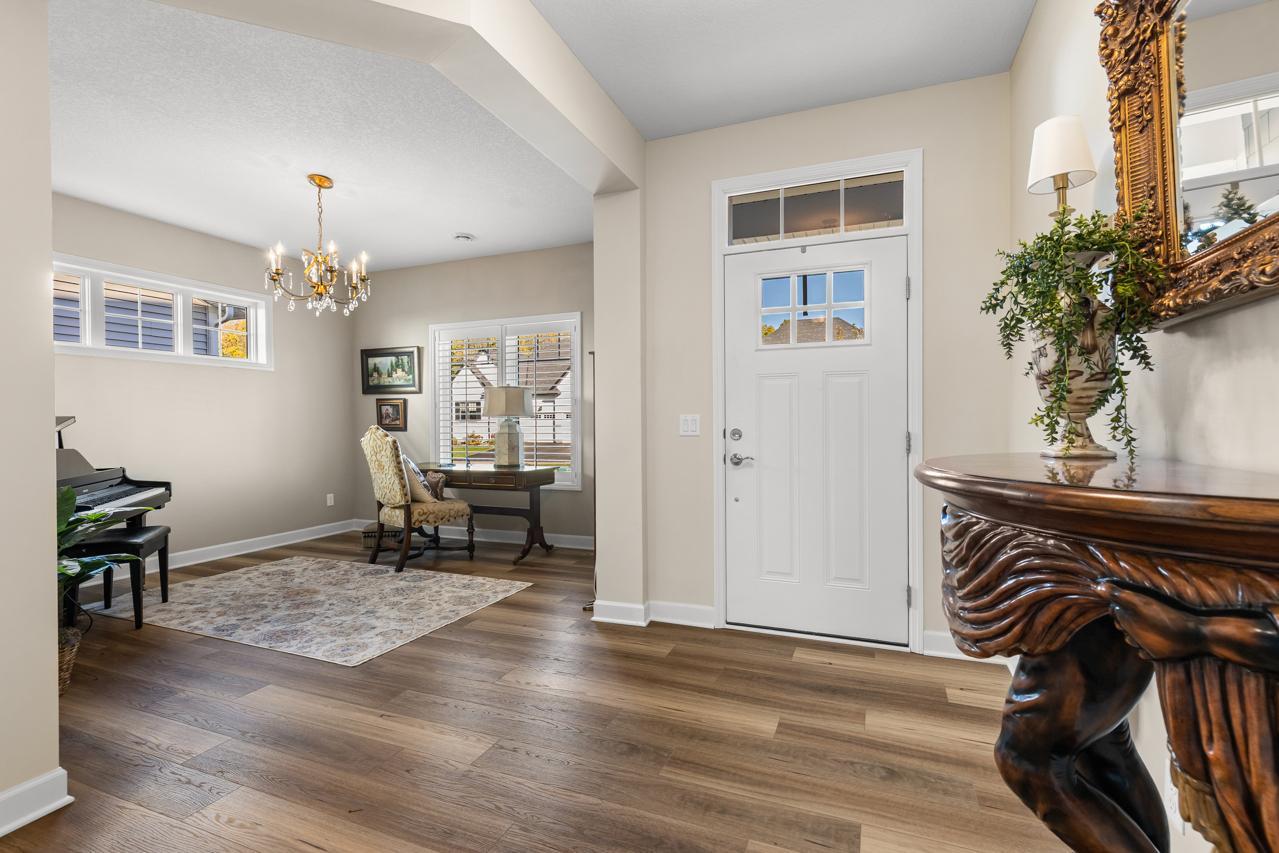 6761 Bellflower Drive