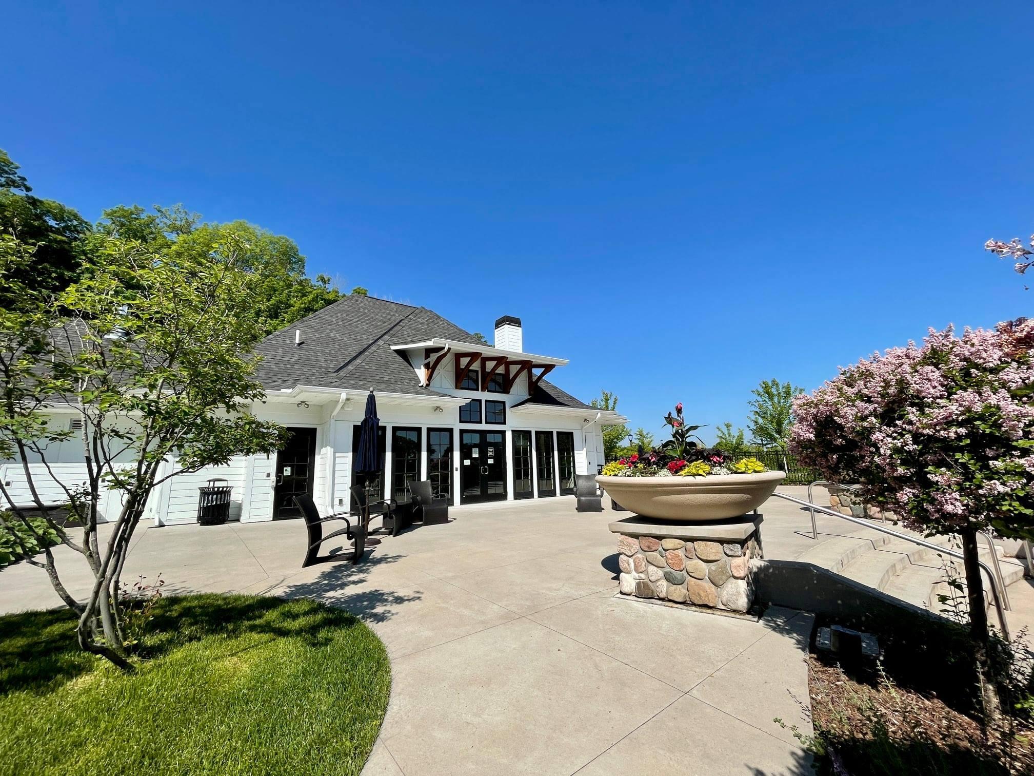 6761 Bellflower Drive