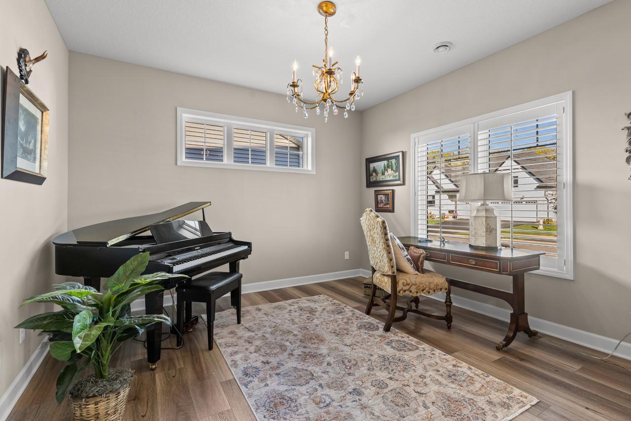 6761 Bellflower Drive