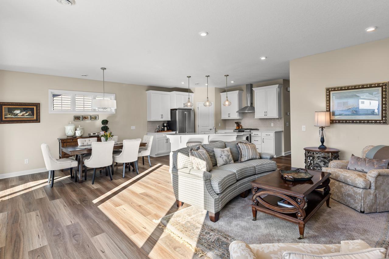 6761 Bellflower Drive