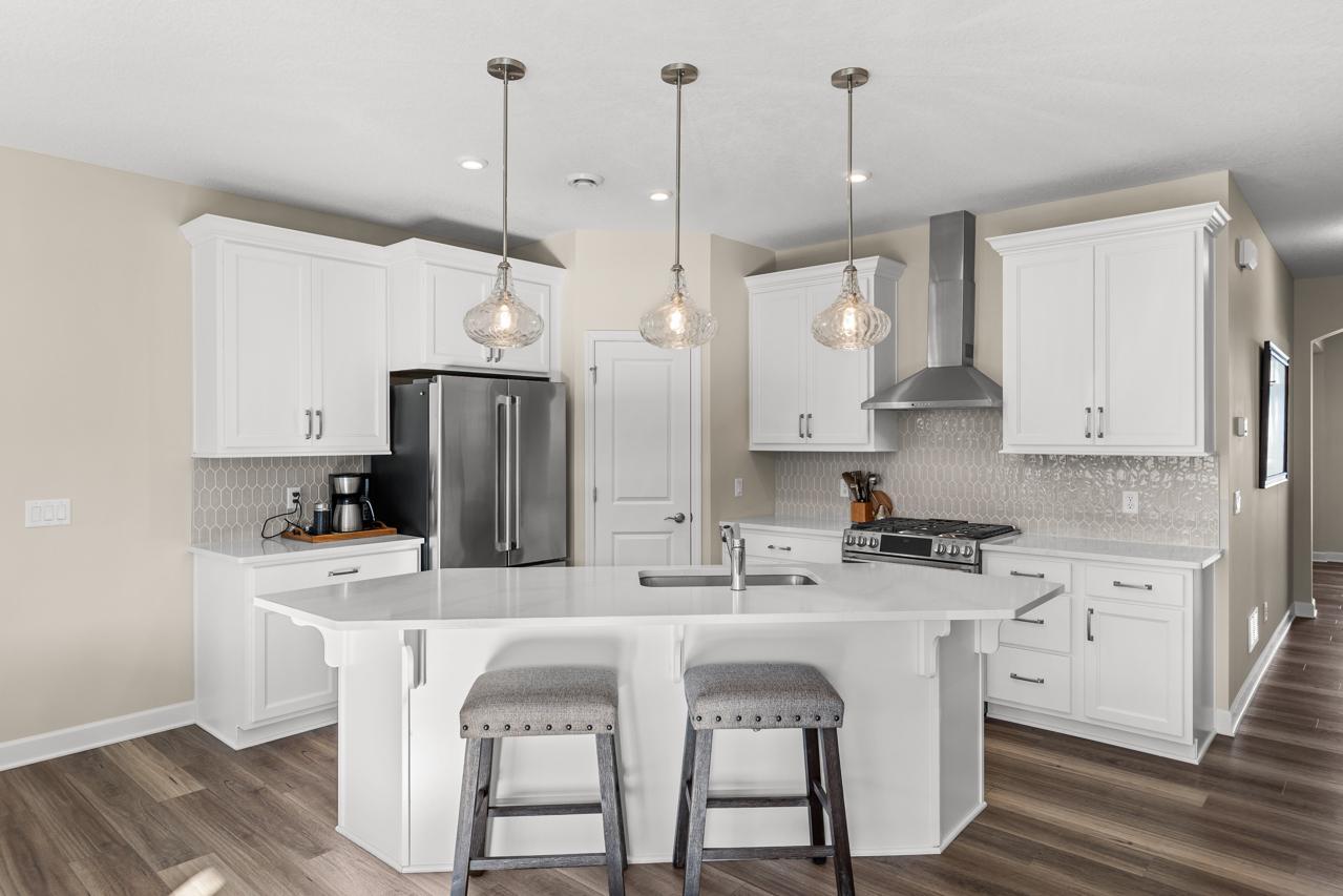 6761 Bellflower Drive