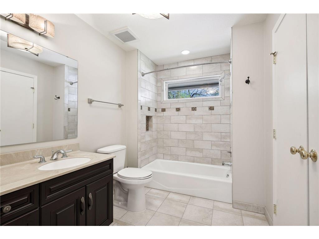 3345 Eagle Bluff Road