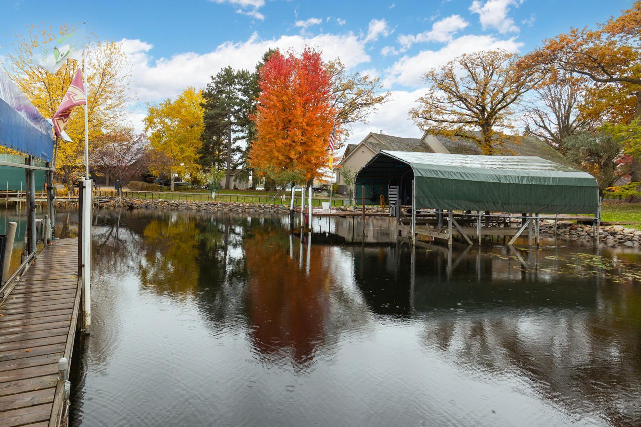 50 Willow Wood Drive