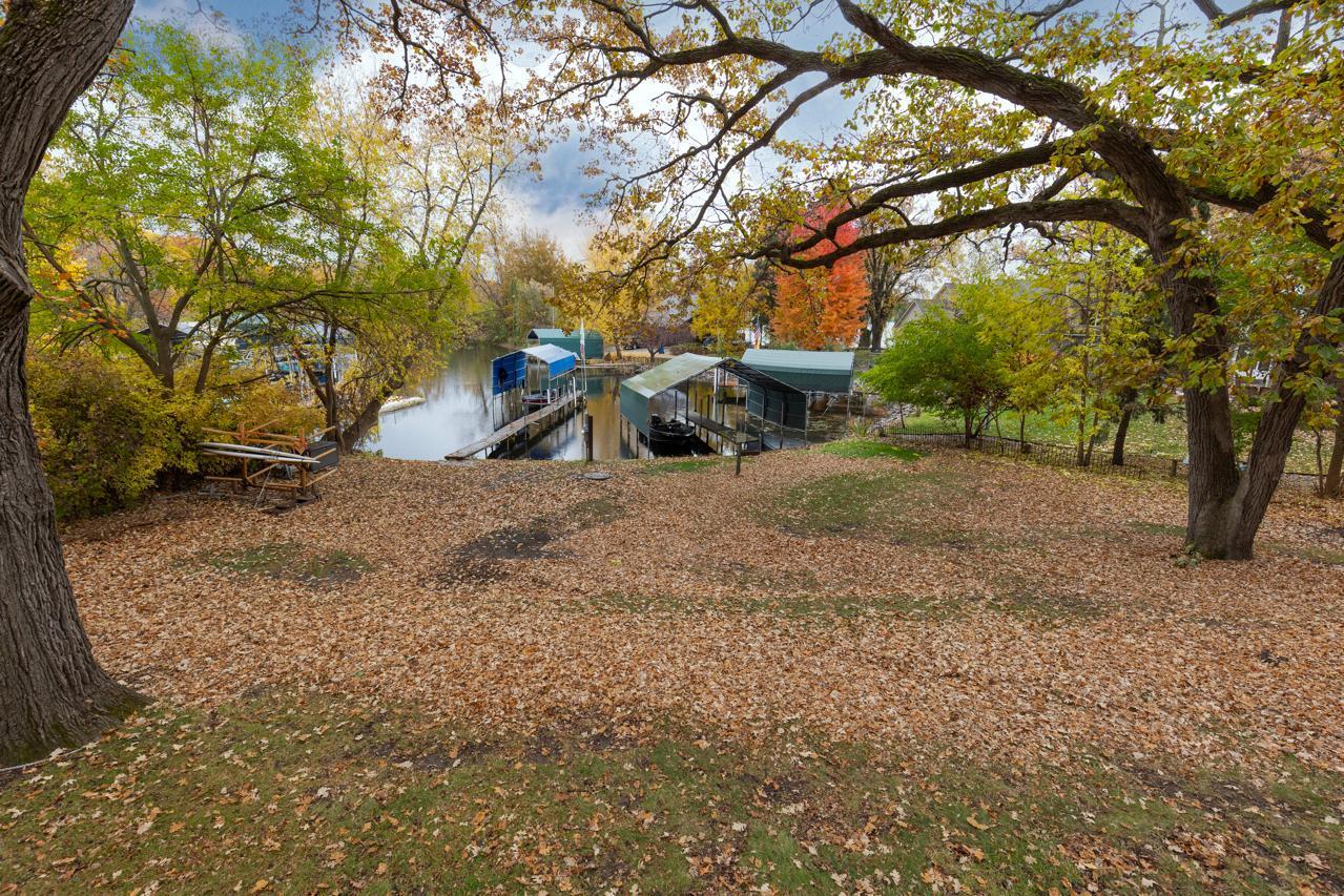 50 Willow Wood Drive