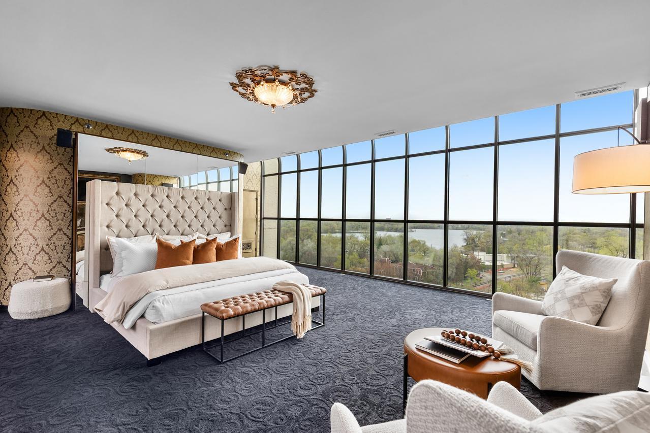 3145 Dean Court Unit: 1100