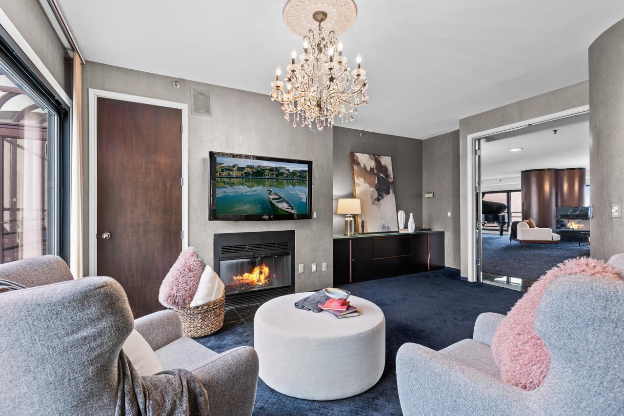 3145 Dean Court Unit: 1100