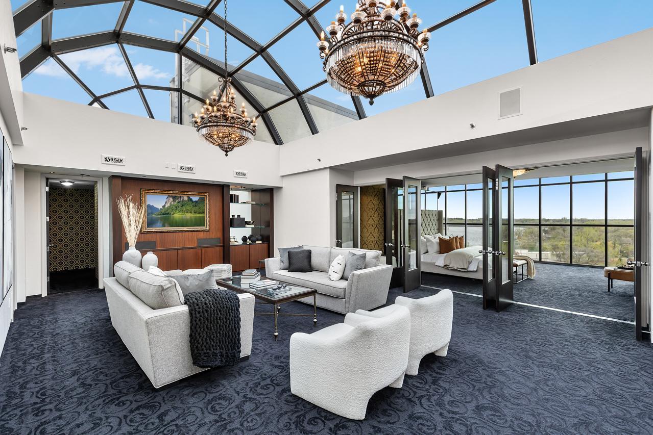 3145 Dean Court Unit: 1100