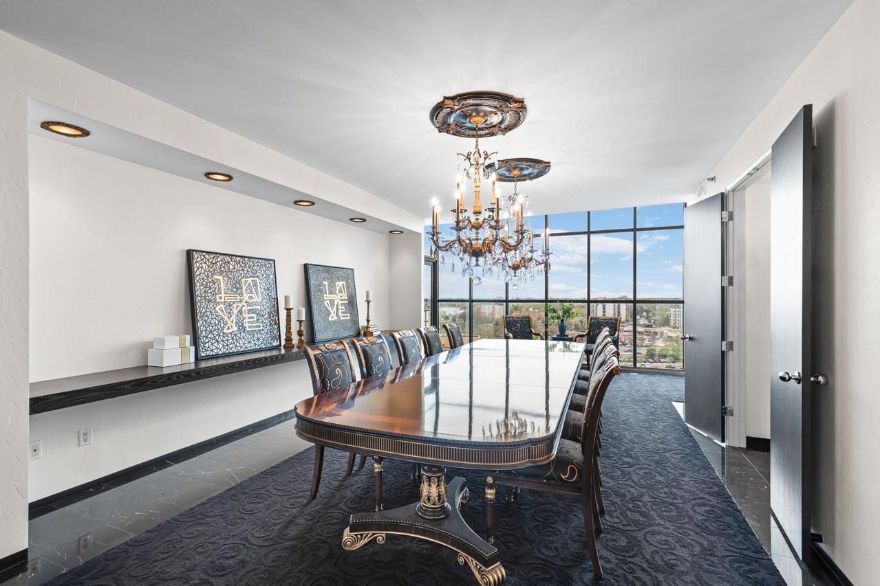 3145 Dean Court Unit: 1100