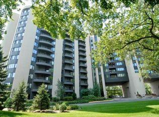 3145 Dean Court Unit: 1100
