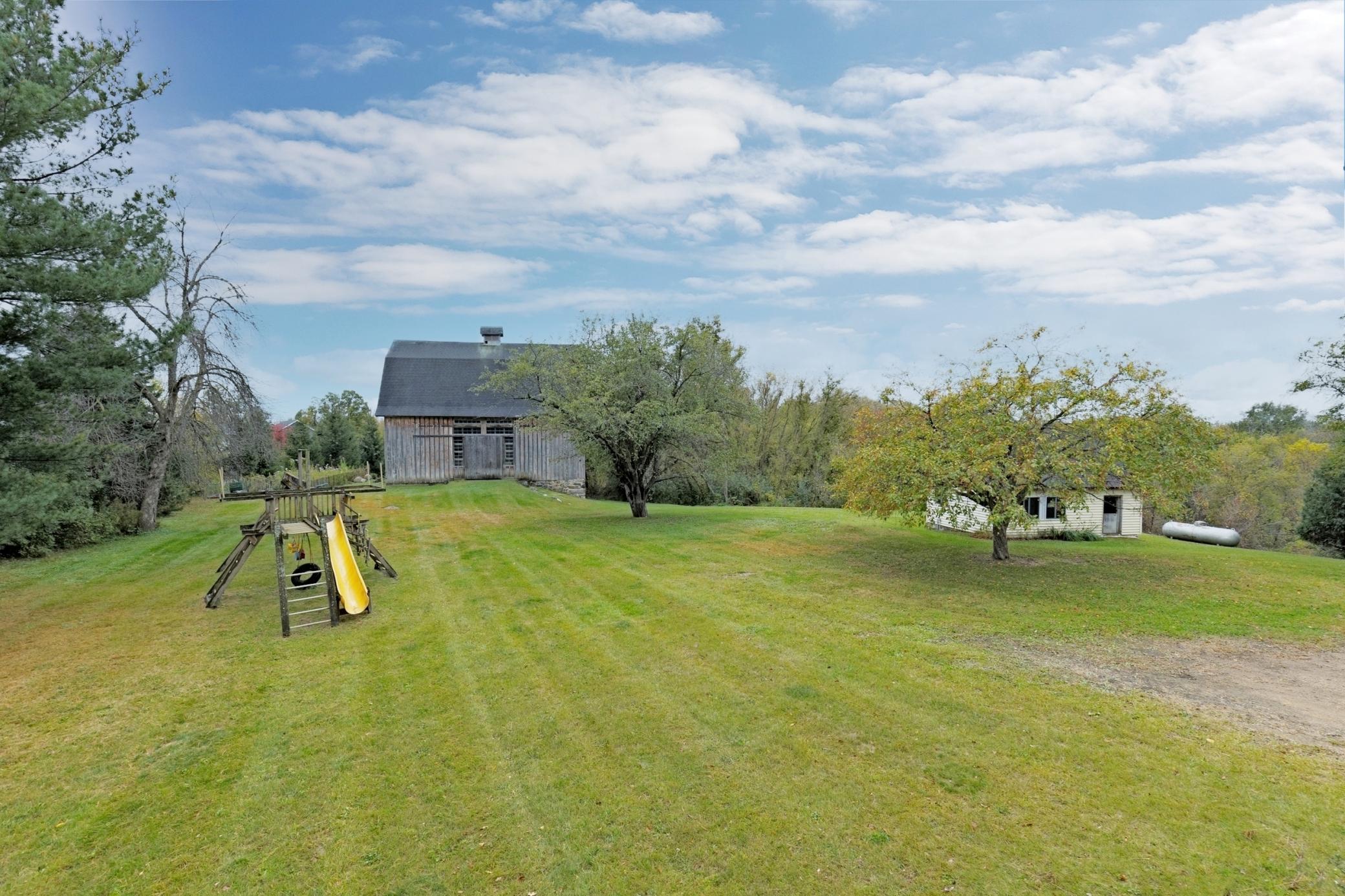 11361 Upper 33rd Street N