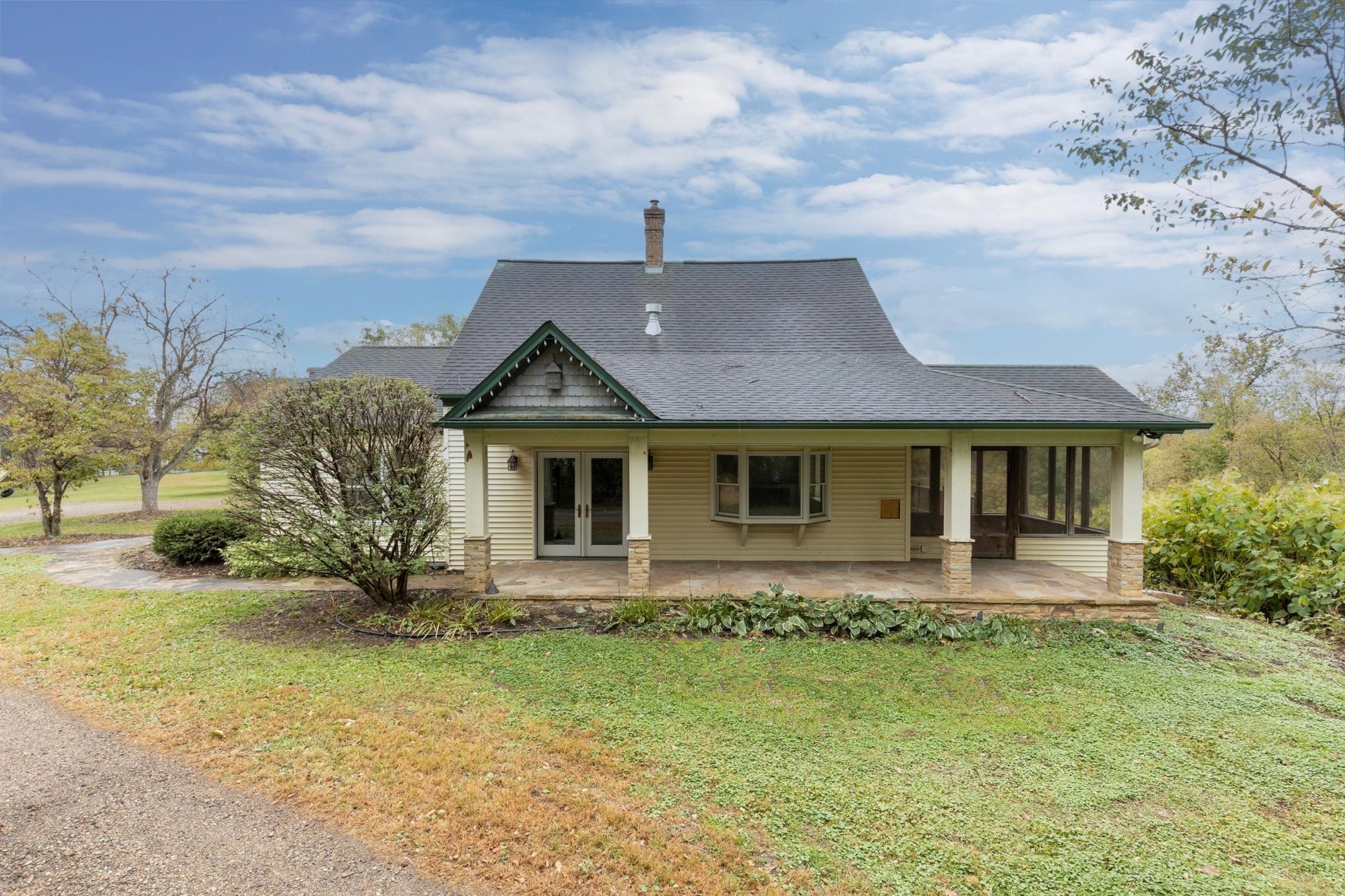 11361 Upper 33rd Street N