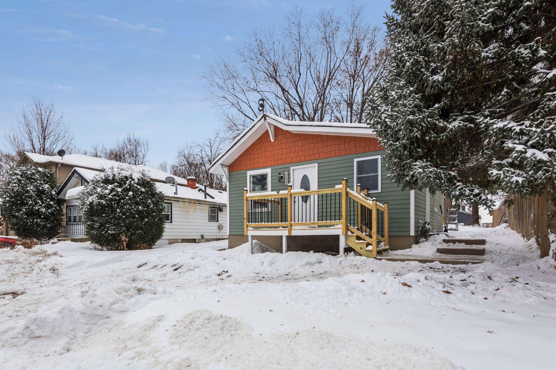 2209 Chateau Lane